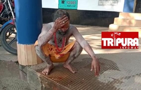 Four people dressed as sadhus came under red-eye of locals at Teliamura Four people dressed as sadhus came under red-eye of locals at Teliamura